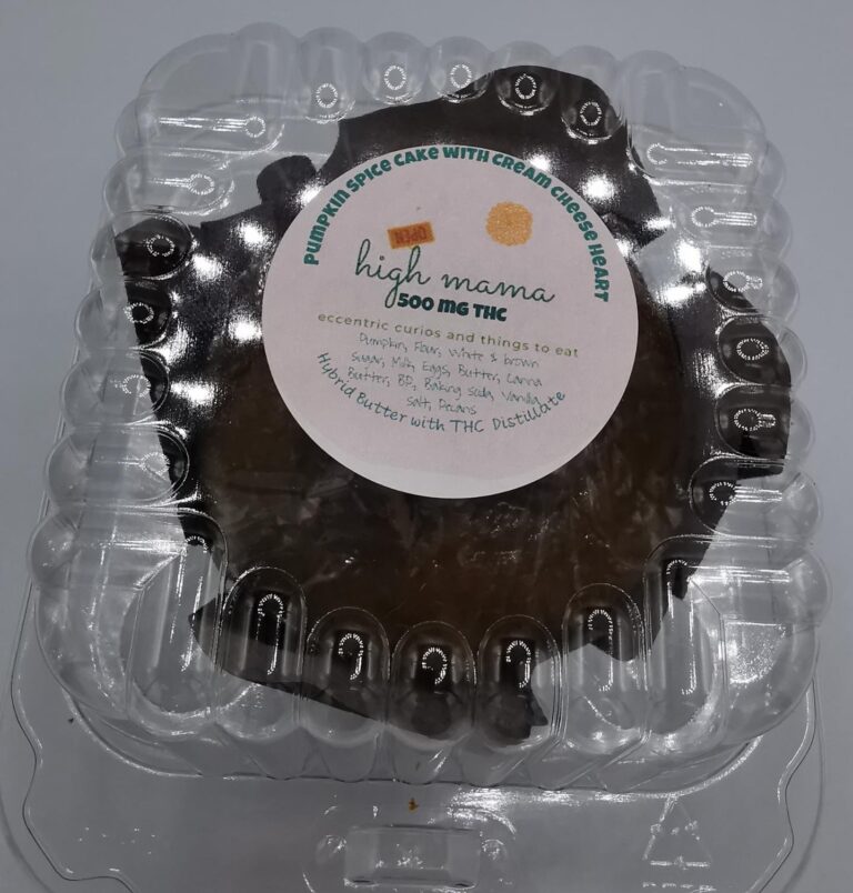 500mg Pumpkin Spice Cake with Cream Cheese Heart By "High Mama" - Image 2